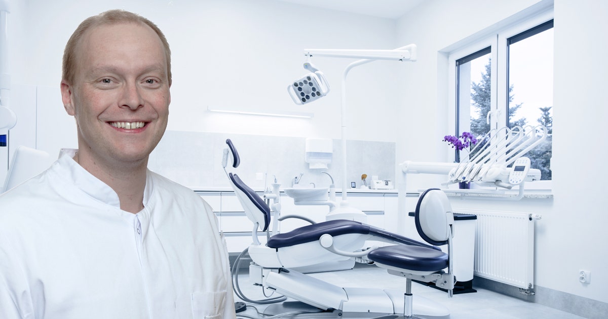 Tip from Univ.-Prof. Dr. Florian Beuer MME -  Adhesive luting of zirconia restorations