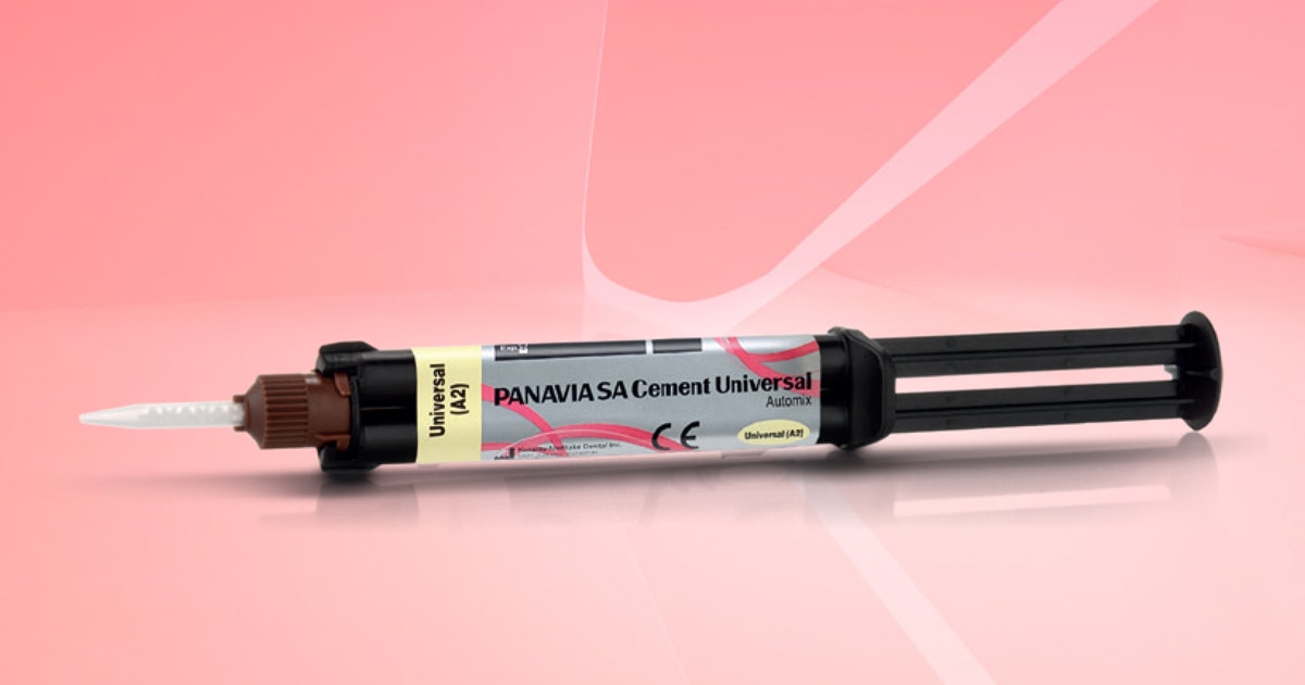 NOUVEAU PANAVIA™ SA CEMENT Universal, ciment composite auto-adhésif.