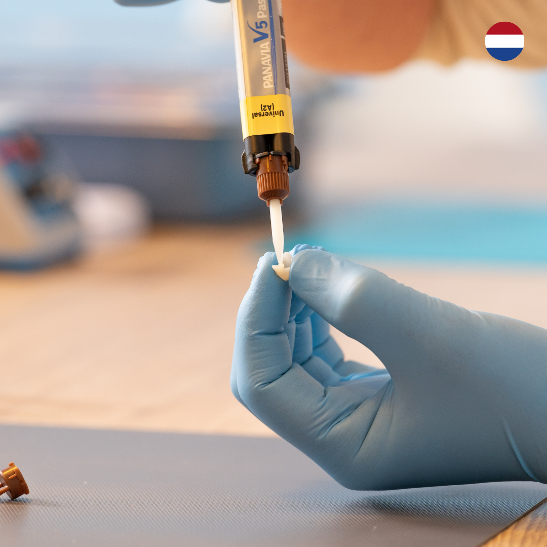 Ontdek de kracht van PANAVIA™-cementen